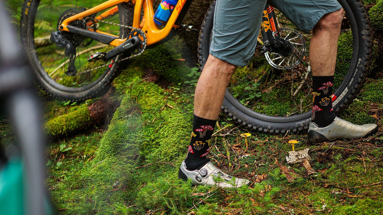 DeFeet Aireator 6" Forager Socks #athletic# #cycling# #run#