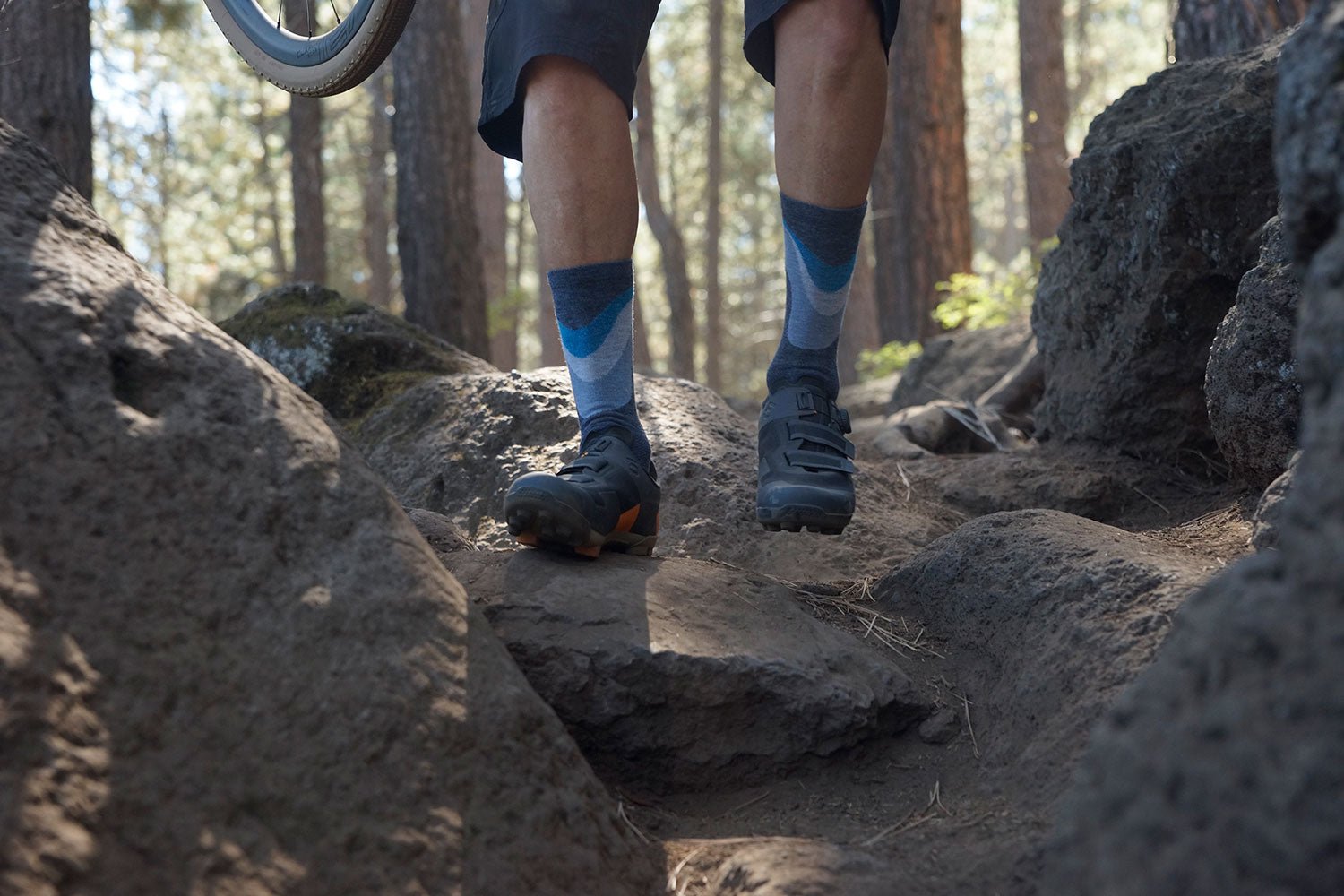 DeFeet Wooleator Pro 6" Flo Socks #athletic# #cycling# #run#